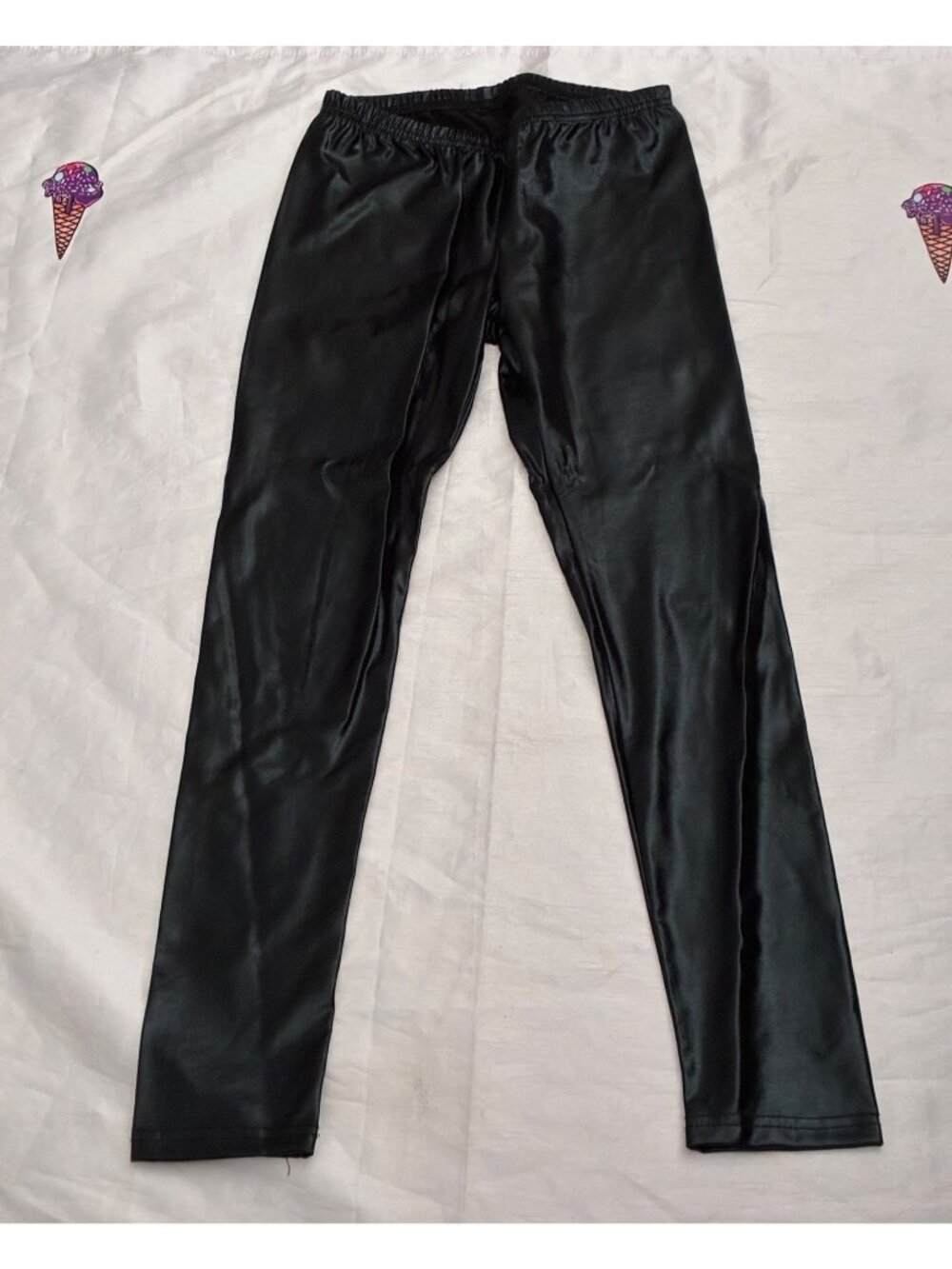 HUE Black Faux Leather Look Leggings Size 10/12